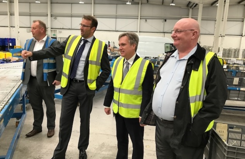 Henry Smith visits Crawley parcel depot