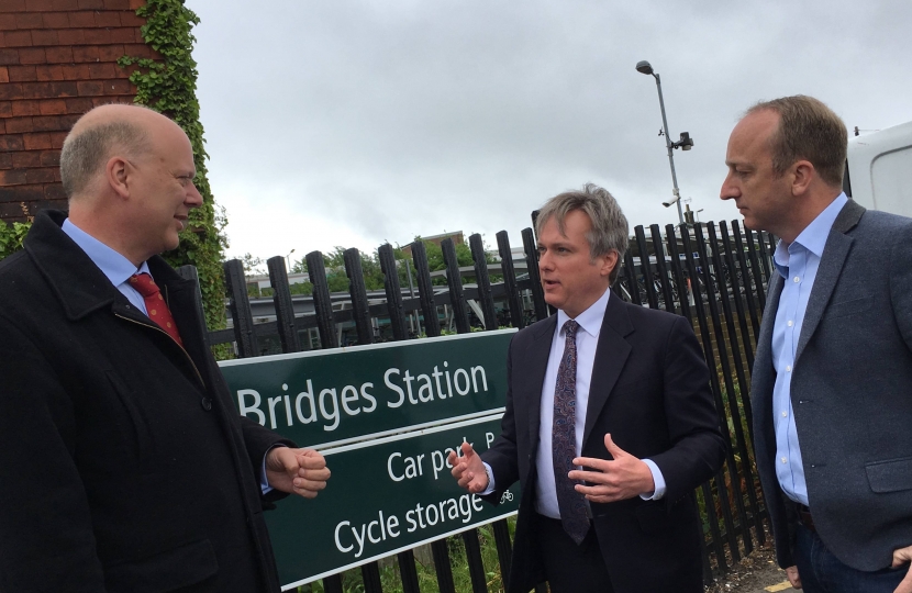 Henry Smith meets with Transport Secretary at Three Bridges Station