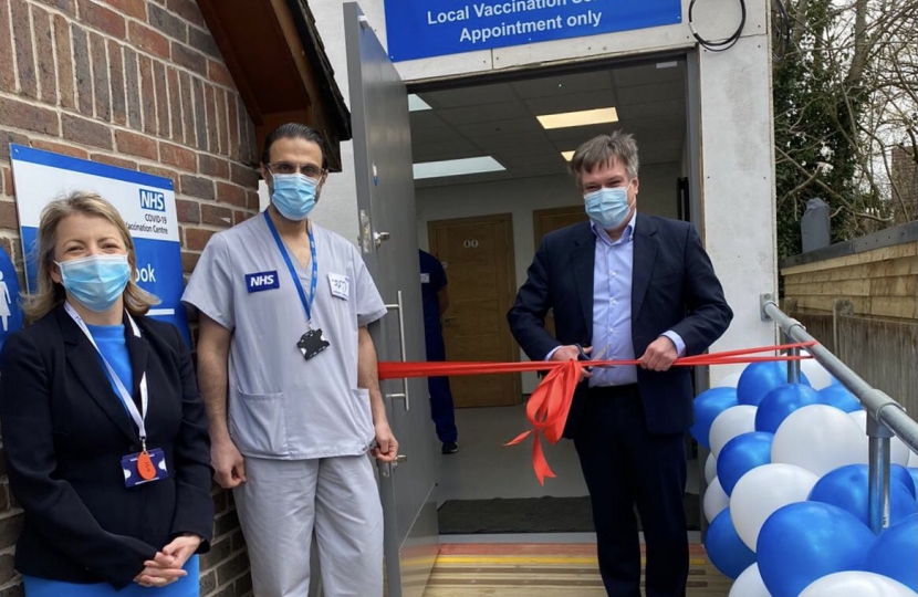 Henry Smith MP opens new Crawley vaccination unit