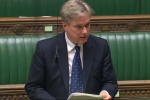 Henry Smith MP presents Crawley healthcare petition and hails Government support for Diabetics