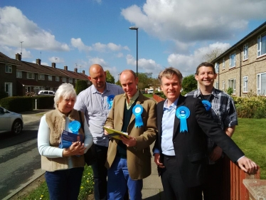 Henry Smith welcomes Dan Hannan MEP to Crawley