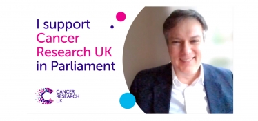 Henry Smith MP unites with Cancer Research UK for World Cancer Day